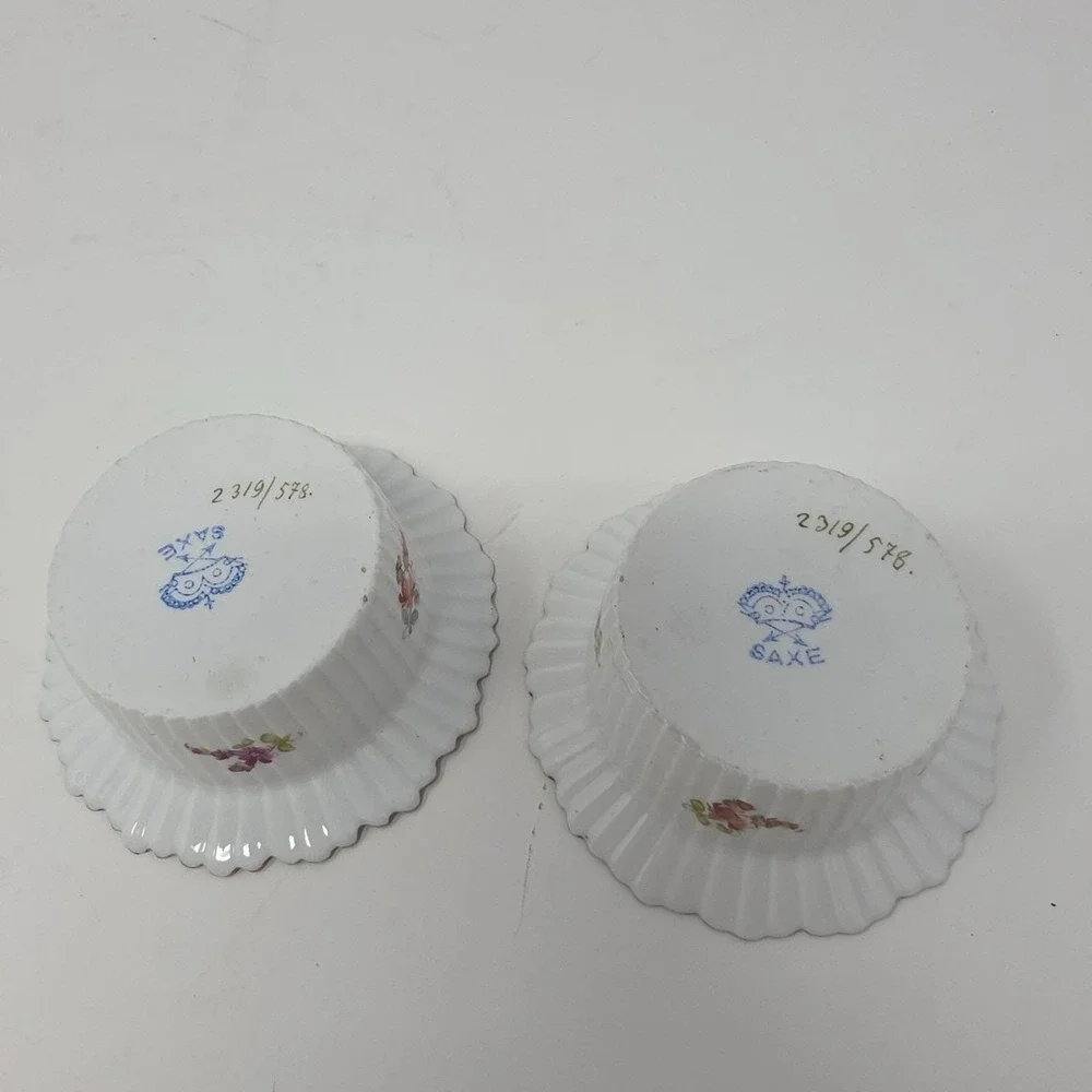 Saxe Germany Porcelain Ramekin Custard Bowls White Floral Gold Rim Lot 2 Vintage